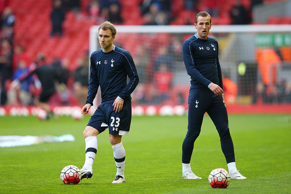 SpursOfficial's tweet photo. The teams are out at Anfield. Here are a few pictures of the lads during the warm-up. Come on you Spurrrrsss! #COYS https://t.co/Jr3Ody908f
