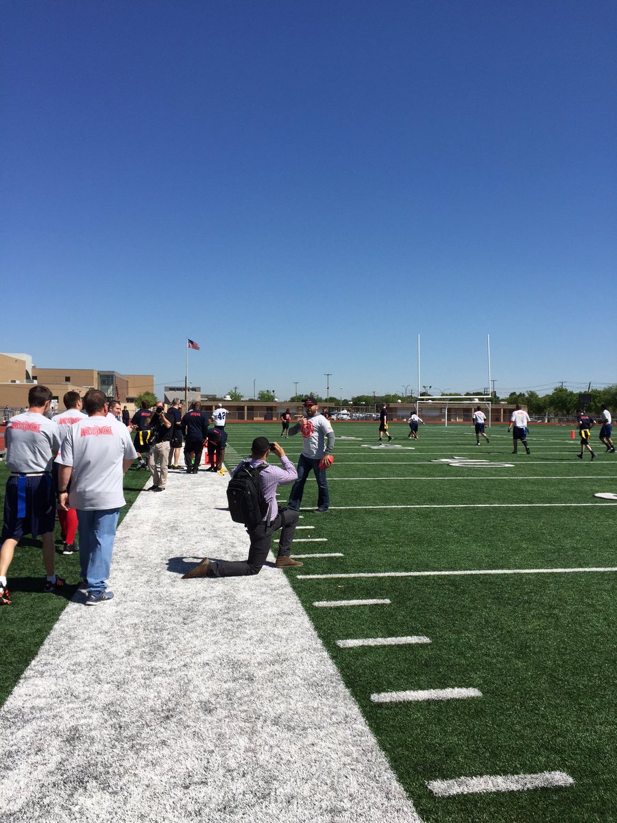 SOTexas's tweet photo. #playUnified @dallascowboys @WWETheBigShow @milanmiracle https://t.co/viLt6yH2Wx