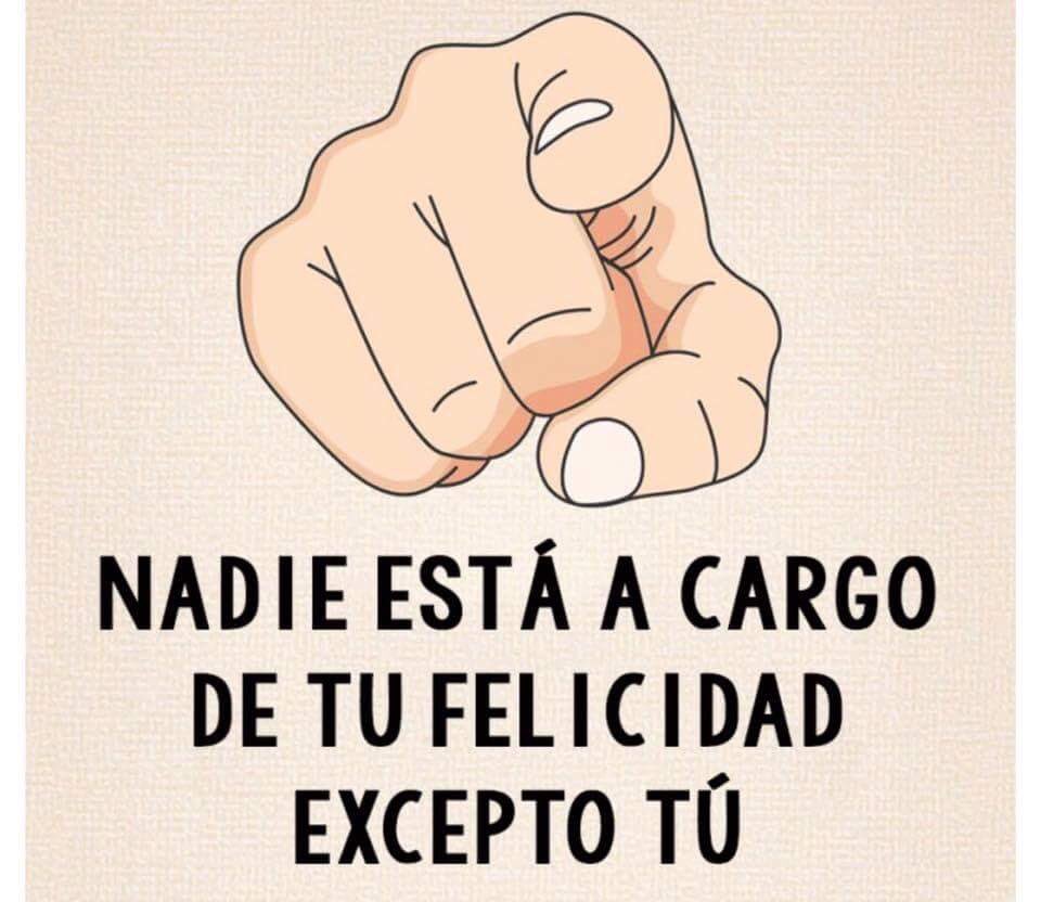 martialfaro68's tweet photo. #KeepCalmAndBeHappy    Feliz Tarde @RosaLopez  ya sabes toca "Clásico" ⚽️😂😂 https://t.co/rZvCJtYPMV