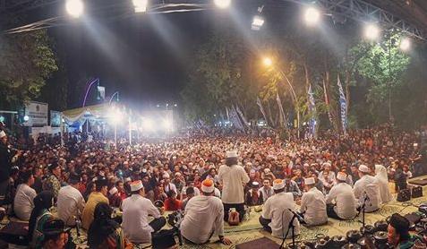 Jadwal Majelis Selama Bulan April 2016 di Gresik wartagiri.blogspot.co.id/2016/04/jadwal…