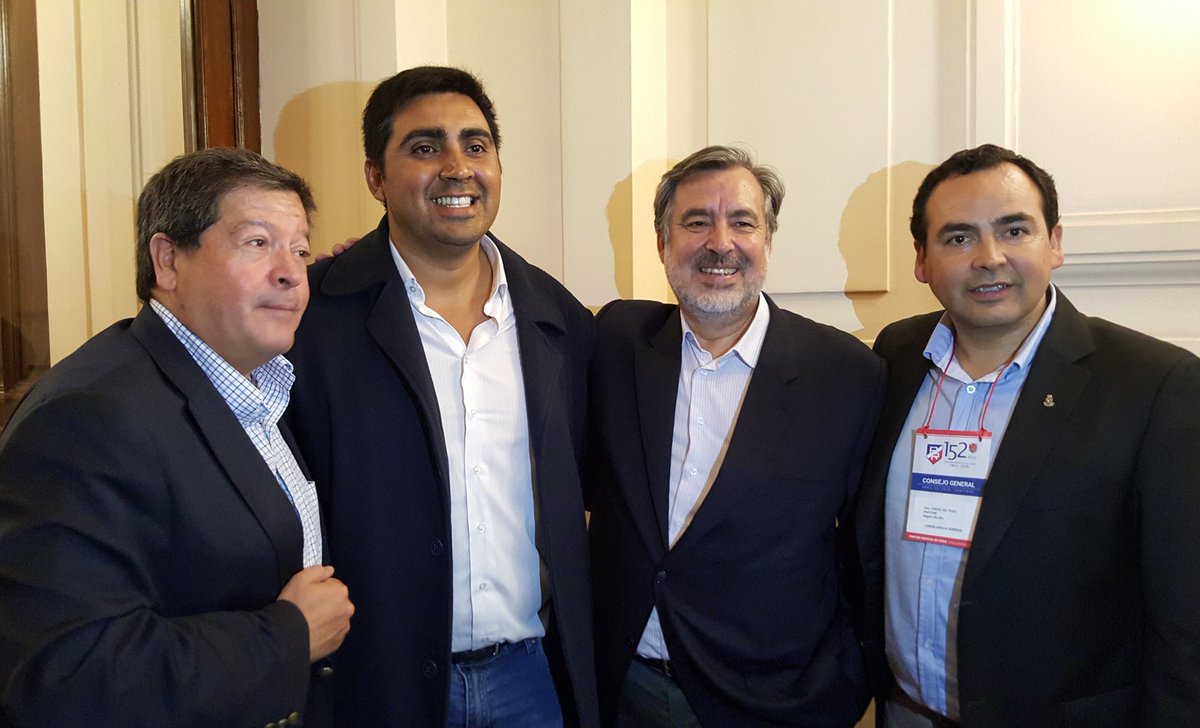 delpozoalcalde's tweet photo. Siguen los apoyos #TodosConDelPozo. @ladiscusioncl @soychillan @RadioNuble @pytconcepcion @ChillanOnline @PRSDChile https://t.co/9UfjH4cbjJ