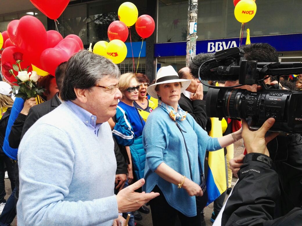 CarlosHolmesTru's tweet image. Millones de colombianos dicen No Más #Abril2ALaCalle @CeDemocratico