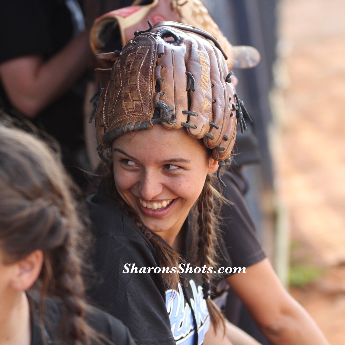 SharonsShots's tweet photo. #SuperSaturday #PictureOfTheHour @HuskySoftball https://t.co/9wS7axBQGR