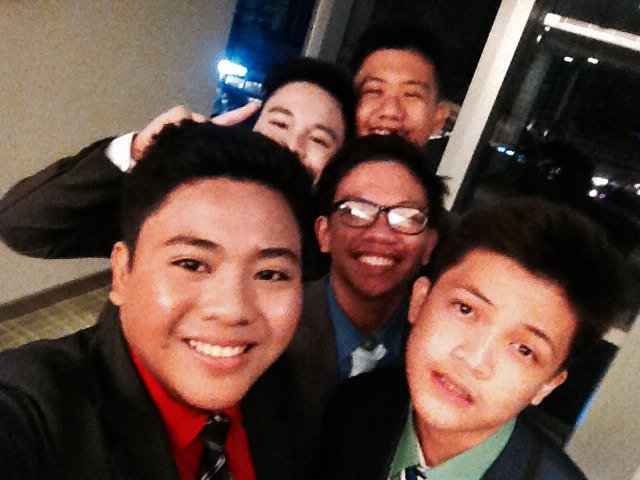 poncexm's tweet photo. Squad Goals #jsprom2016 https://t.co/7dBt0ZTbcC