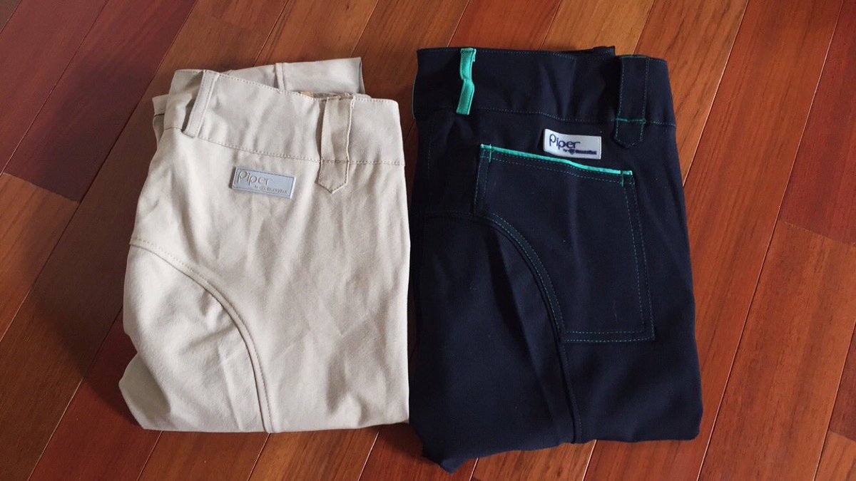 realeqprobs's tweet photo. Ordered goodies from @SmartPak late Monday night and they showed up at my door yesterday afternoon 😍😍😍 https://t.co/Nhaf2lEClP