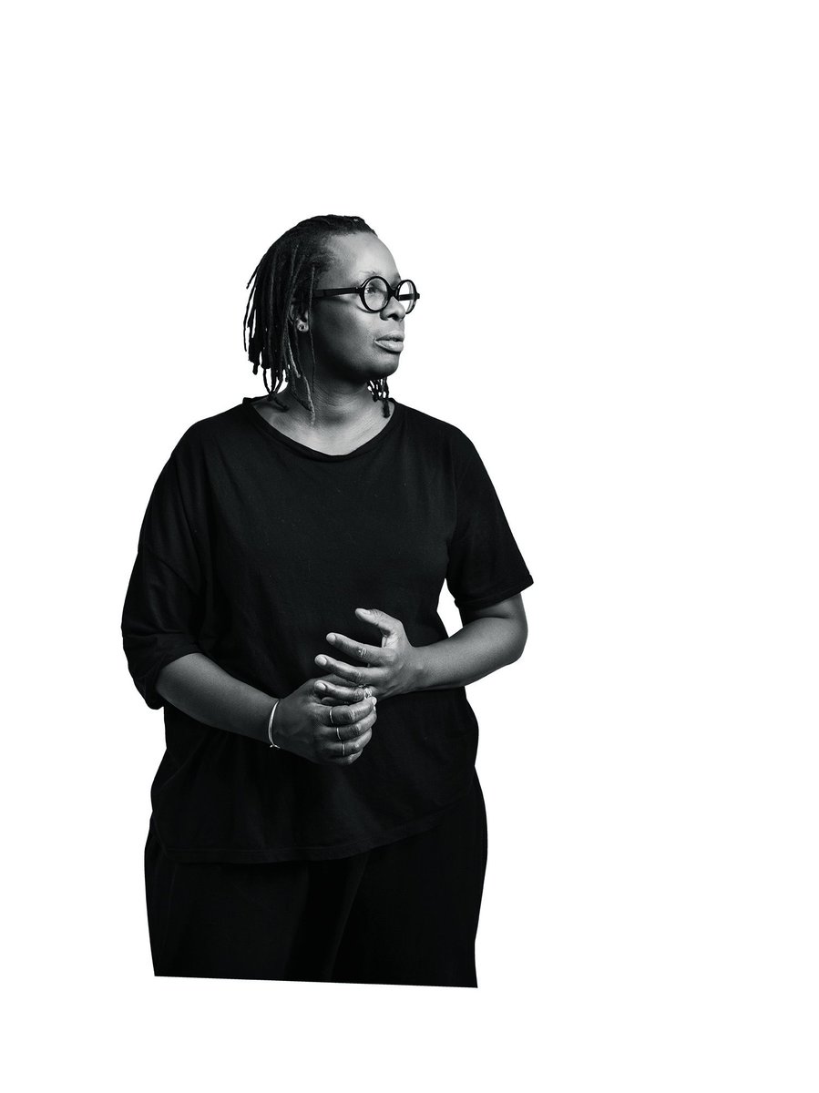 GalerieMag's tweet photo. @mickalenethomas African-American artists, photographer, and filmmaker has experienced tremendous success. https://t.co/augM5WdsSQ
