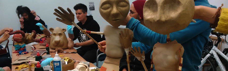NEW for April - Making Table-Top Puppets brightonpuppetryschool.com/2016/04/02/and…