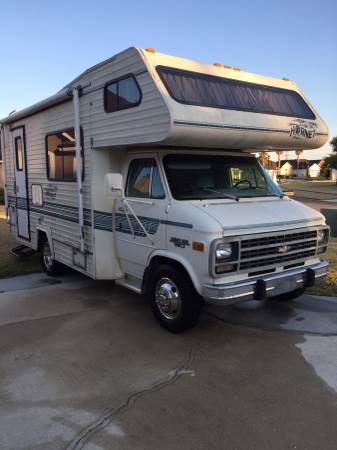 goHoboCo's tweet photo. $4700 for the #roadtrip of a lifetime.
#Jacksonville #Florida
Experience #vanLife full time!
https://t.co/fI3sbS4bKe https://t.co/UJydvFj1KM