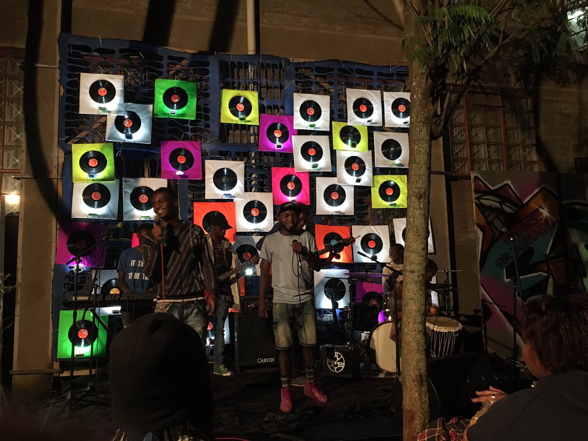 ZawadiNyongo's tweet photo. Loving the #loveandlight2 stage backdrop with #OneDegreeSolar lamps ๐. Great poetry vibes @Pawa254 https://t.co/Ktpugk8oPU