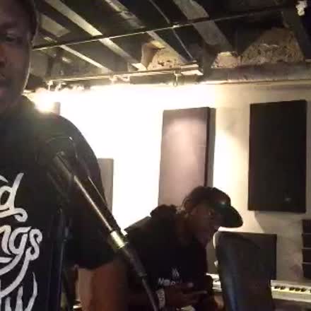 chrisbelmont's tweet photo. |REPLAY| Saturday recoding and #production with #intern1 and @djxray89... #katch #Periscope https://t.co/3vij7VlsZw https://t.co/1IPWwSbcdJ
