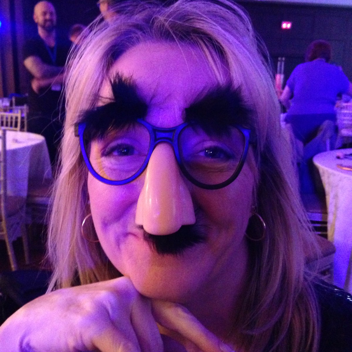 coolmagicshow's tweet photo. Met a pretty girl at the #browsersbash2016  can't say that Len cooper's look wasn't influential https://t.co/KYWpTuENxn