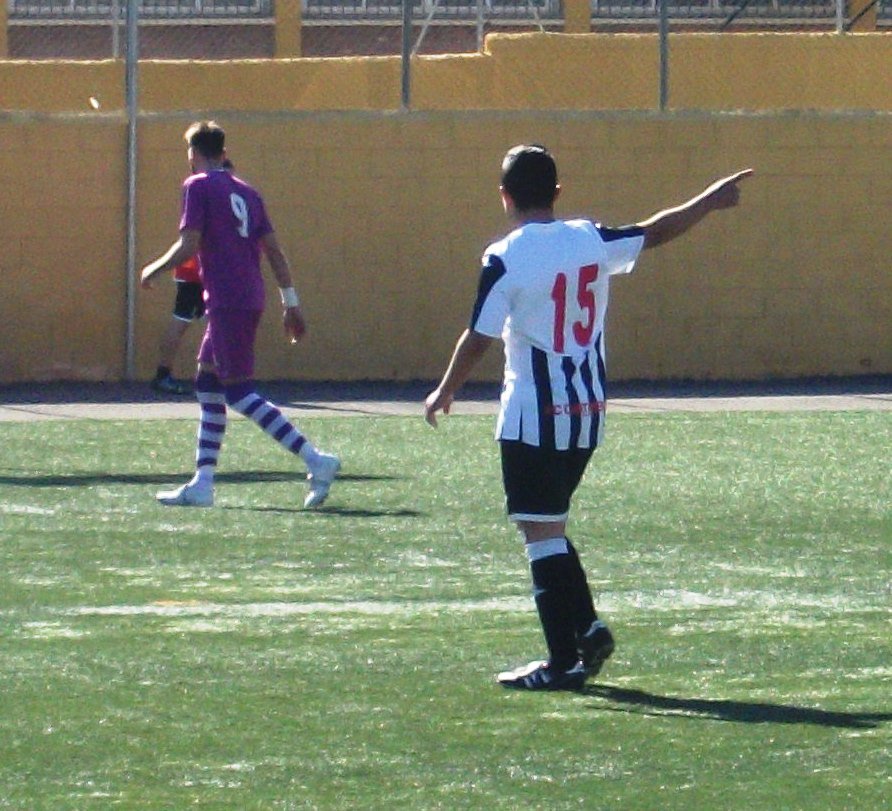 MADOPUCHE85's tweet photo. lo q si me ha alegrado es volver a ver a @6chacon jugar un partido NUESTRA GRADA se ha vuelto loca cuando ha salido https://t.co/knbJPsKWc3