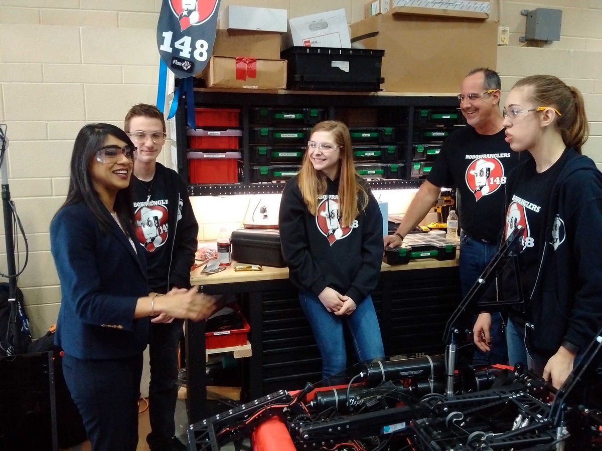 Resselme's tweet photo. @BardishKW welcoming @robowranglers from Greenville Texas to @UWaterloo @CanFirst competition https://t.co/HNscjzF27r