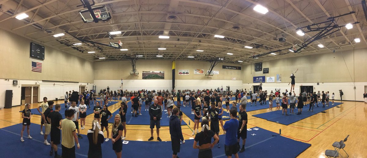 UCF_CheerTeam's tweet photo. Enjoying our time at our college prep clinic! #goKnights https://t.co/DG27qAgWi8