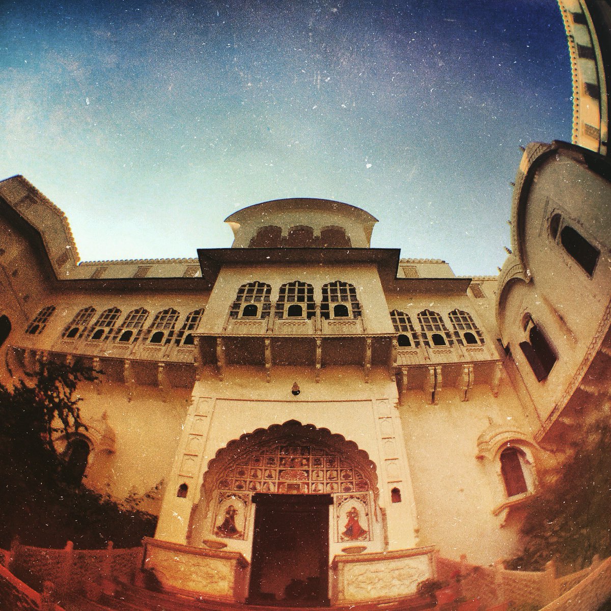 jimmynomula's tweet photo. Photos from @magneticfields_ 2015 @alsisarhotels @jaipurcityblog https://t.co/7xUG3EzZTy