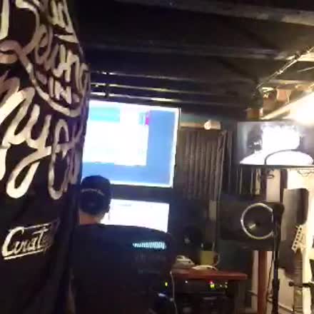 chrisbelmont's tweet photo. |REPLAY| Saturday recoding and #production with #intern1 and @djxray89... #katch #Periscope https://t.co/5UV28bsErk https://t.co/zJk5K4ZIiA