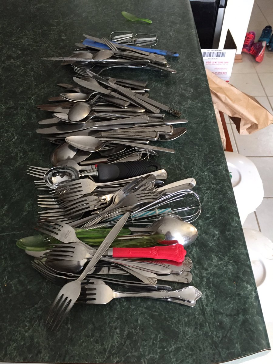 TheAlacove's tweet photo. S/O to @rachel2694 for unzipping all our silverware from the front porch #aprilfools #revengeiscoming https://t.co/T3TSw6lE86