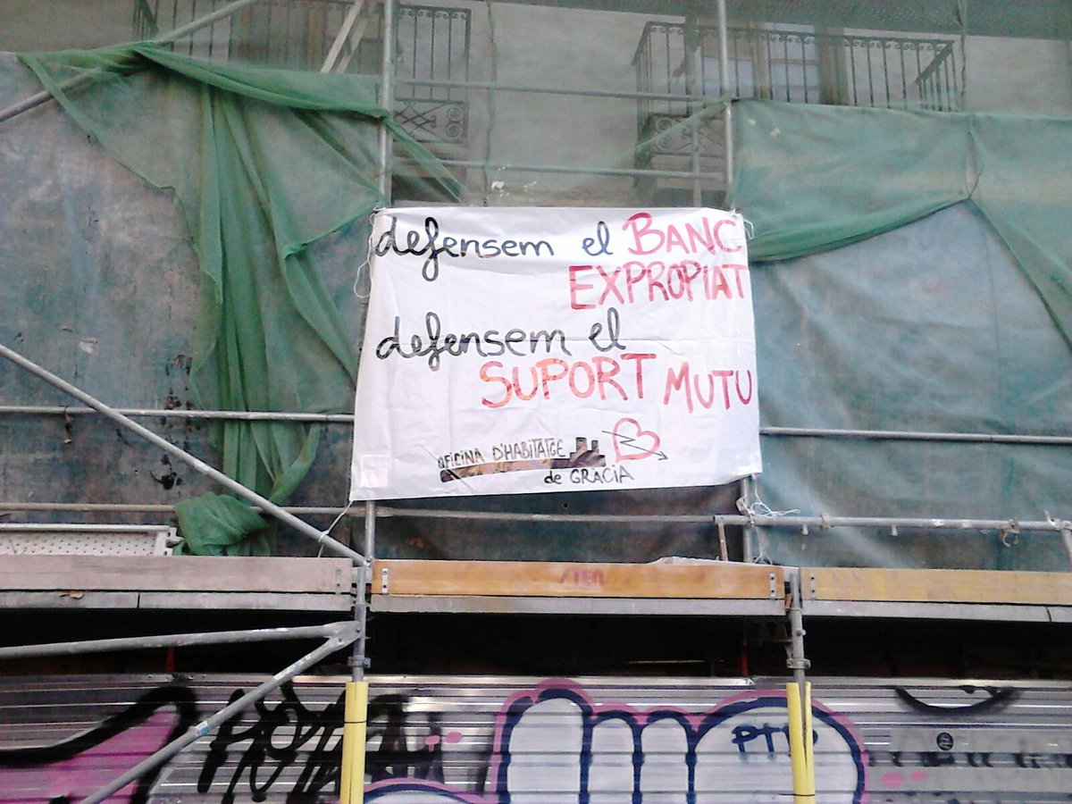 HabitatgeGracia's tweet photo. Desde l'antiga oficina d'habitatge a plaça del sol #viladegràcia també #DefensemElBanc #jonomarxo https://t.co/tecOxPEqJz