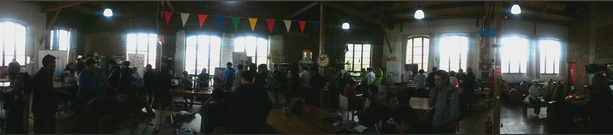 PAWAcl's tweet image. #PAWAdictos! Nos encontramos en @stgomakerspace, donde se celebra el #DiaDelArduino #ArduinoDay. Es hasta las 18 hrs