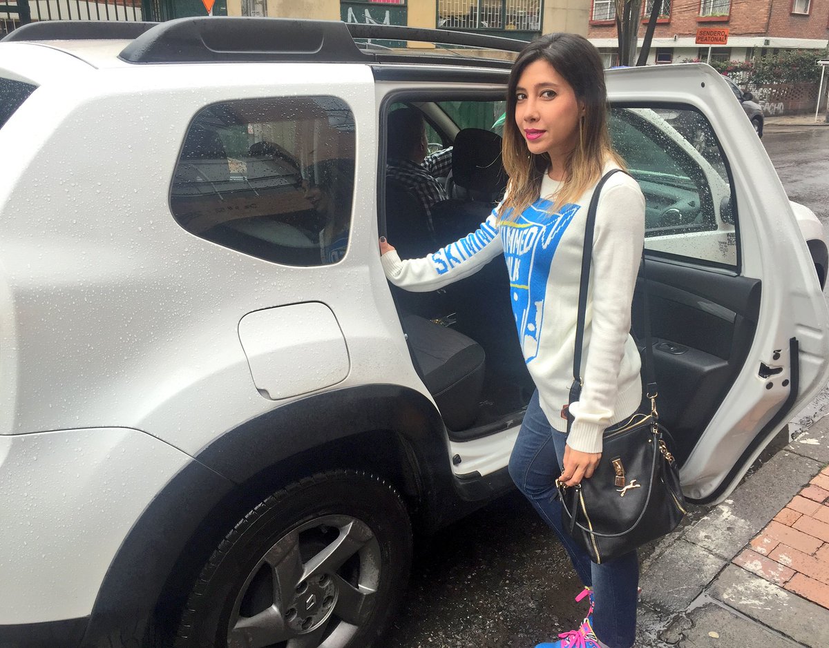 itamaria83's tweet photo. Los amo @cabify_colombia, no me desamparan ni fuera del país ni con lluvia! #MeMuevoConCabify #CabifyLover #Cabifyer https://t.co/Ygq0RxFwTH