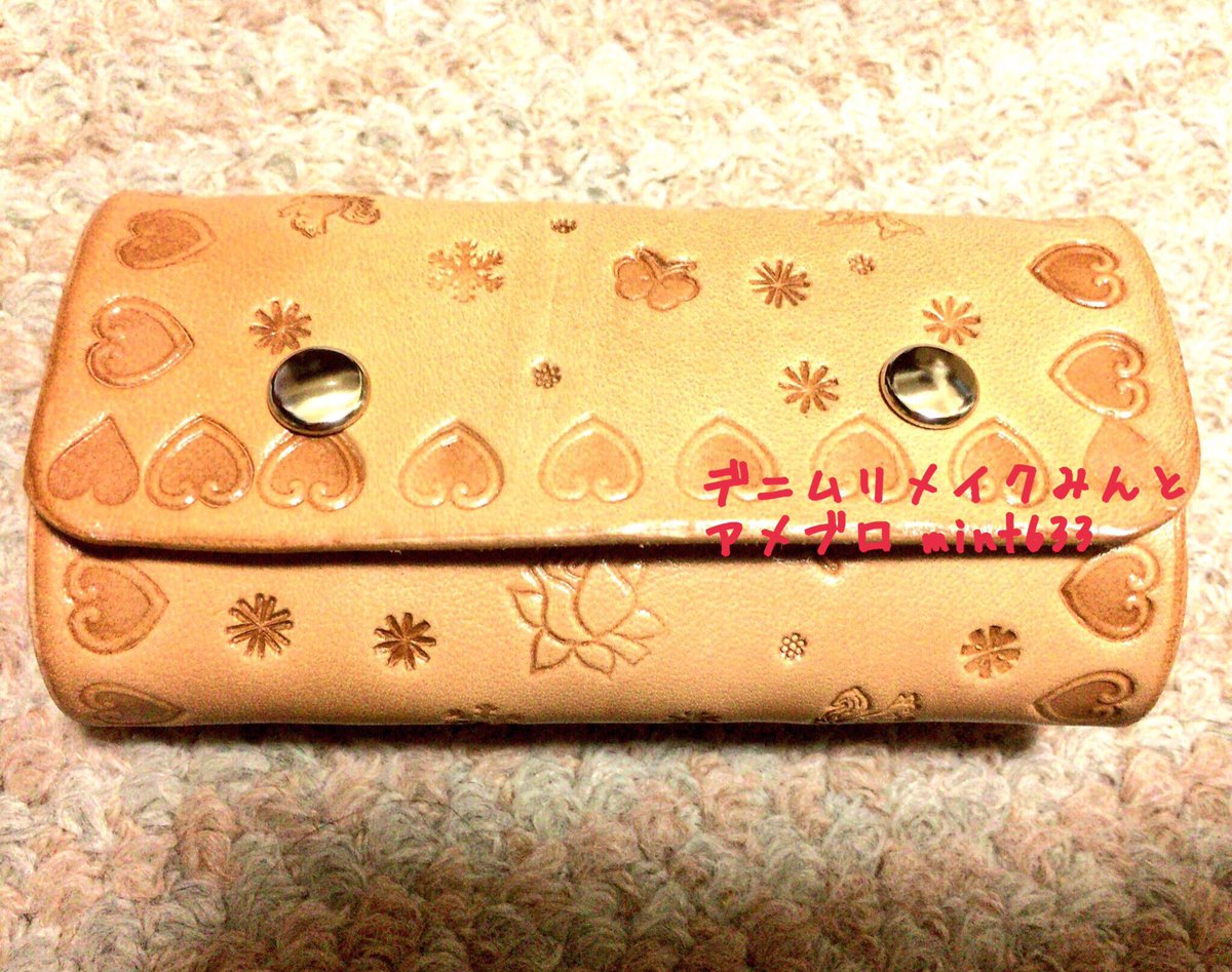 O Xrhsths デニムリメイクみんと 銀粘土 木工diy Sto Twitter ゴツい革をキュートにしたく囲みハート革キーケース作り方 のコツをアメブロ更新しました 革キーケースの作り方のコツを更新しました T Co Tt1b0bbupe T Co Qowe6036xk
