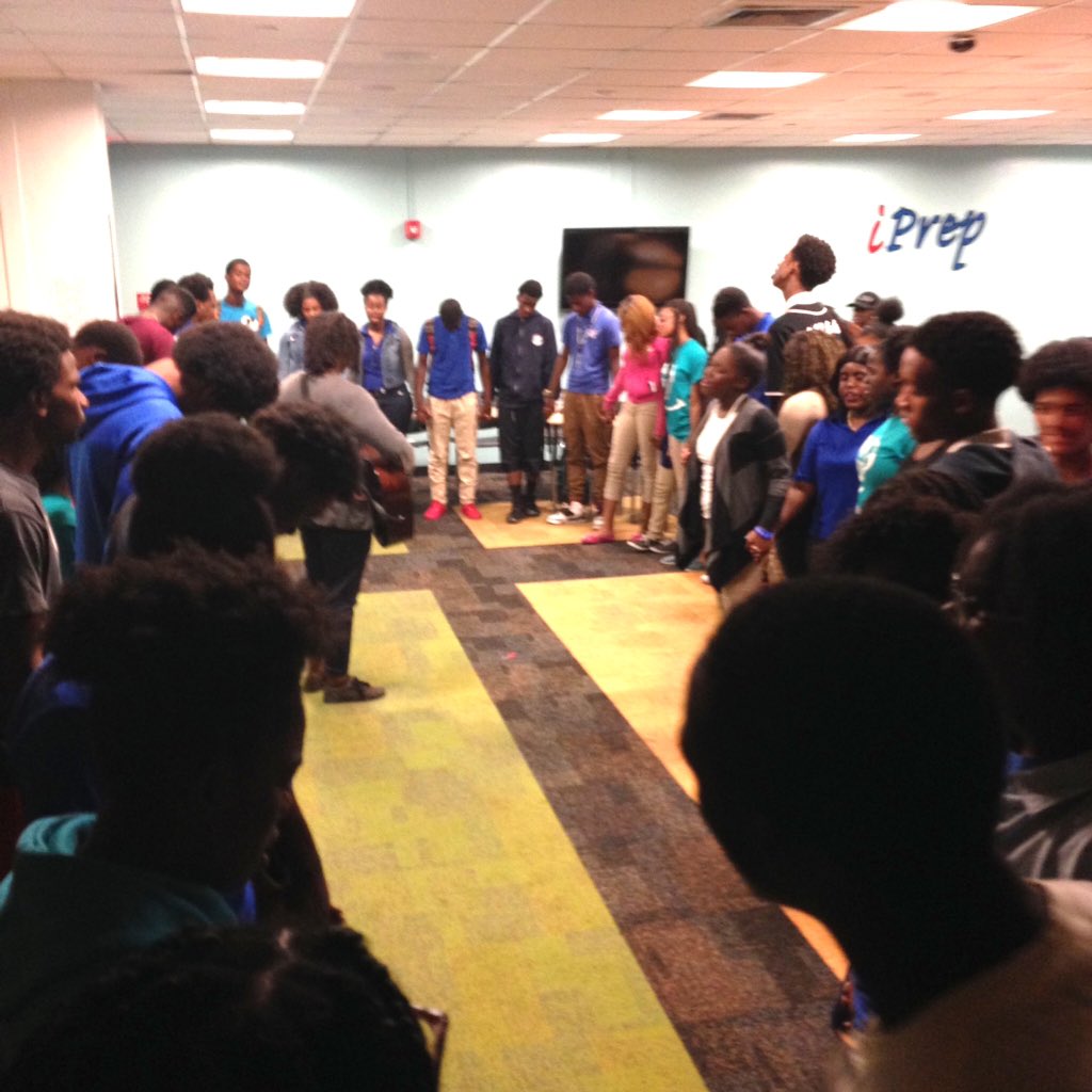 NmbGenNext's tweet image. “They all joined together constantly in prayer..”🙏🏾 Acts 1:14a #FirstPriority #BibleClub #GenerationNext #NMB4Christ