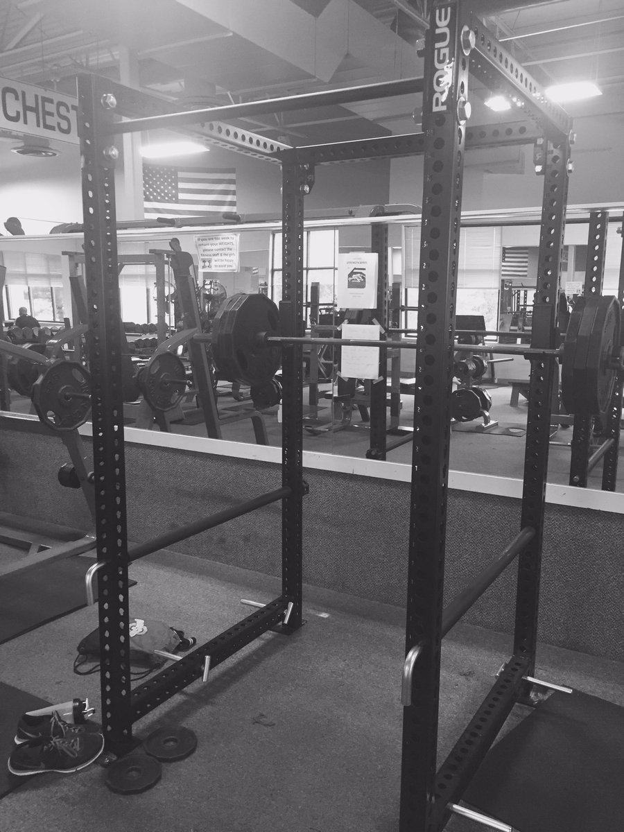 PowerShackGym's tweet photo. Try the new @RogueFitness DL platform, glute ham developer &amp; RM-4 rack at our #Westerville  #Powershack location https://t.co/Q3PtMzWY1L