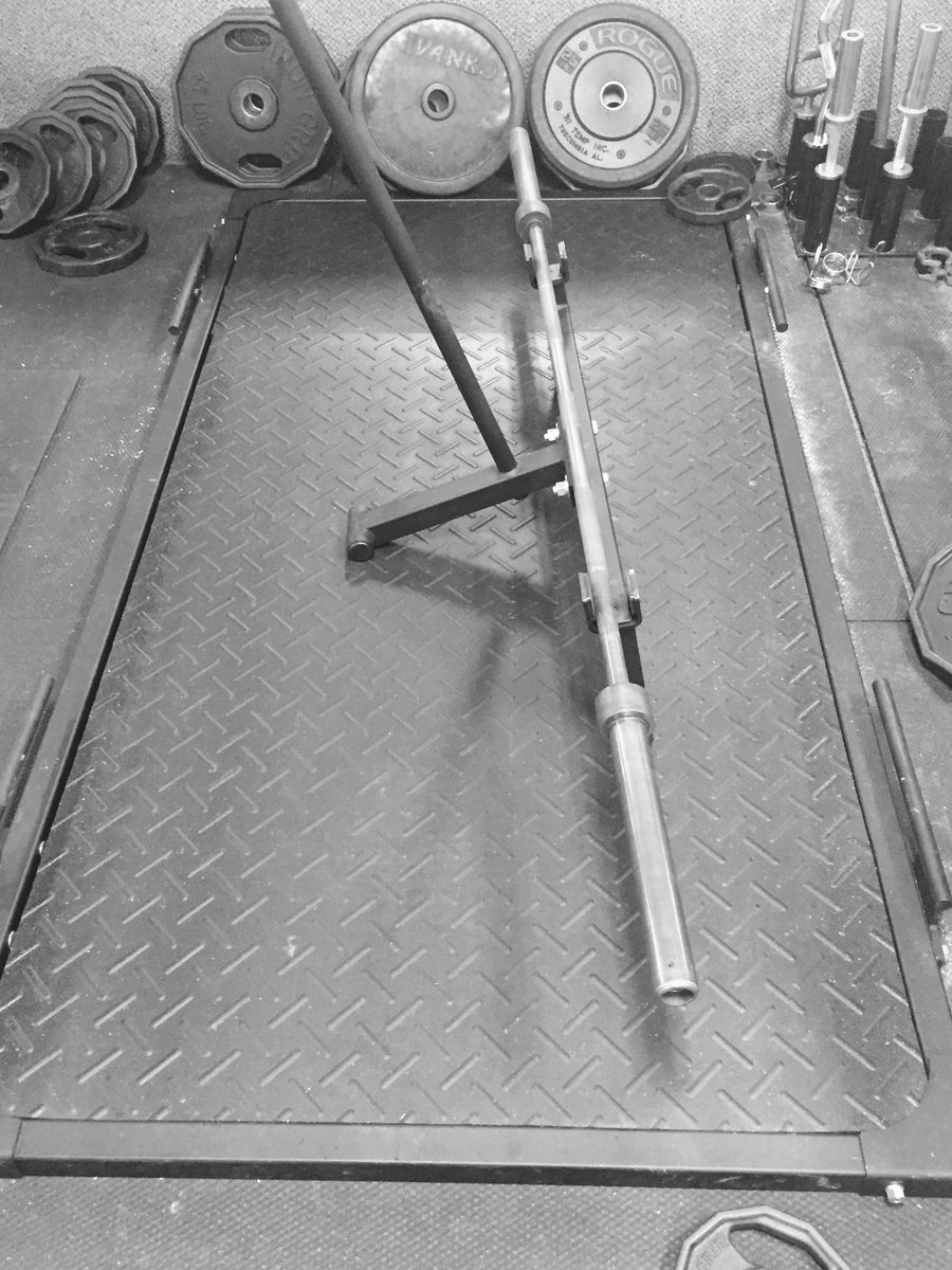 PowerShackGym's tweet photo. Try the new @RogueFitness DL platform, glute ham developer &amp; RM-4 rack at our #Westerville  #Powershack location https://t.co/Q3PtMzWY1L