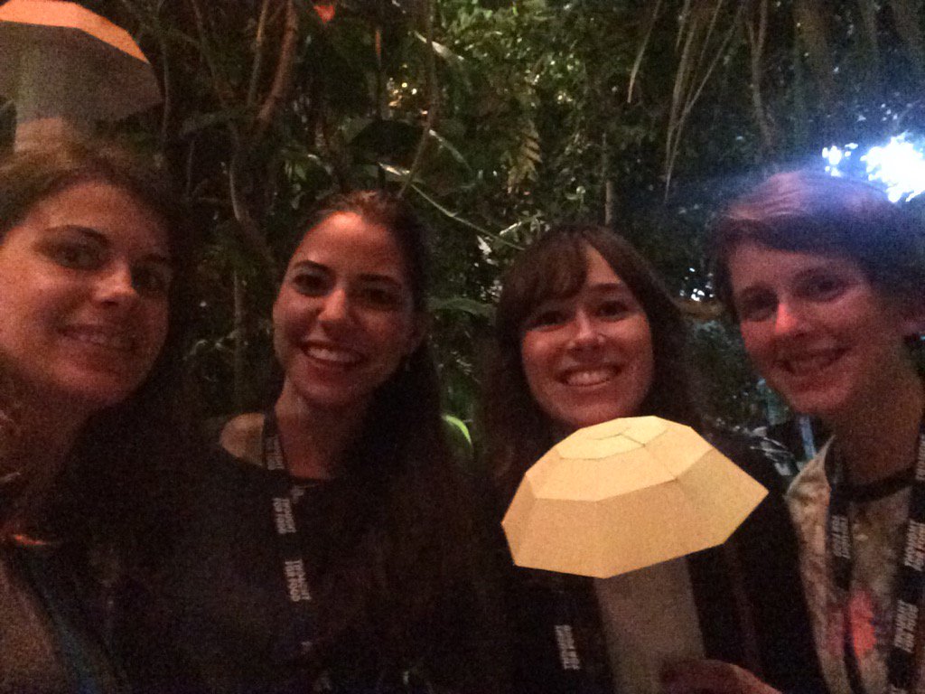 Challenge4xng's tweet photo. @OupasDesign #mushrooms #TFFsummit2016 #superdesign #greendesign https://t.co/V7jIPHlgBY
