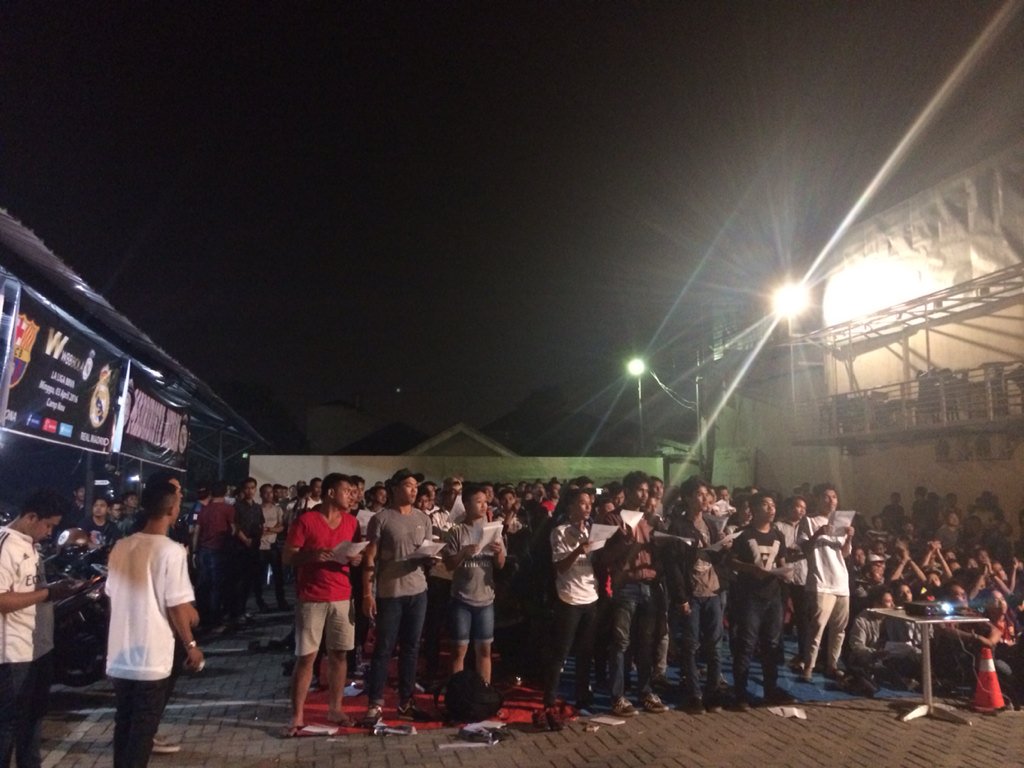 #HalaMadridyNadaMas sedang berkumandang