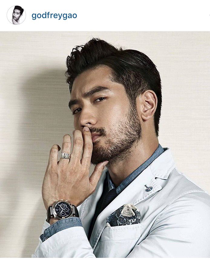 LennanAdams's tweet photo. @trinielf @SantinoHassell @MeganErickson_ I didn't even know that this person existed before #SuitsSaturday *faint* https://t.co/h2rZ16sfQl