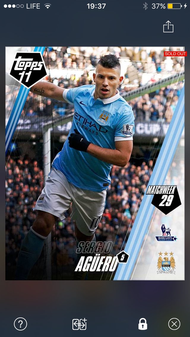 Topps kick aguero topps 11 giveaway!! 
-follow me and retweet!!!! 
 Winner picked at 10 retweets!!!!