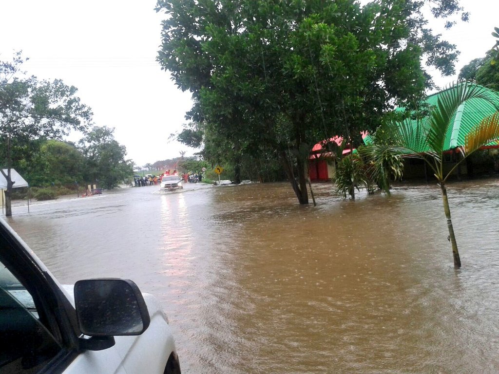 UNGRD's tweet photo. Imágenes de última hora de la fuerte lluvia que cayó en San José del Guaviare @IDEAMColombia @GoberGuaviare https://t.co/n5n0miWlna