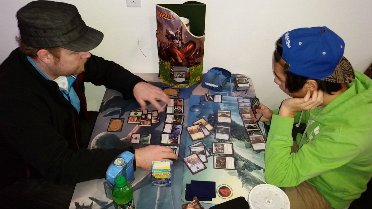scknudson's tweet photo. #Innistrad #MTG #magicthegathering #prerealease @ #Bemidji #AccidentallyCoolGames @NobleStormCrow @adamito99 v. Alex https://t.co/tGU0G0Zt5N