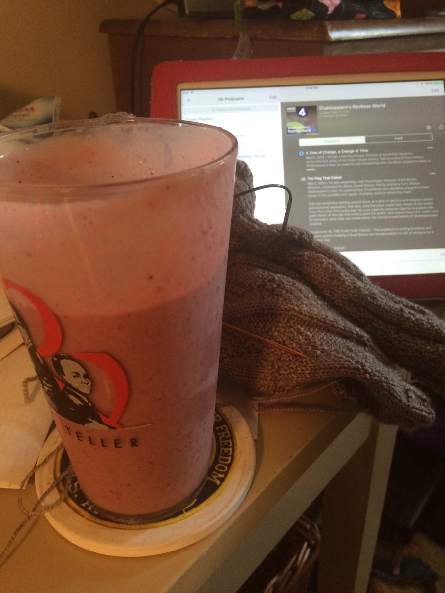 GingyNorth's tweet photo. Smoothie for lunch to go along with my sock knitting and AWESOME podcast, @bbc's #shakespearesrestlessworld https://t.co/fNCv3V8s4a