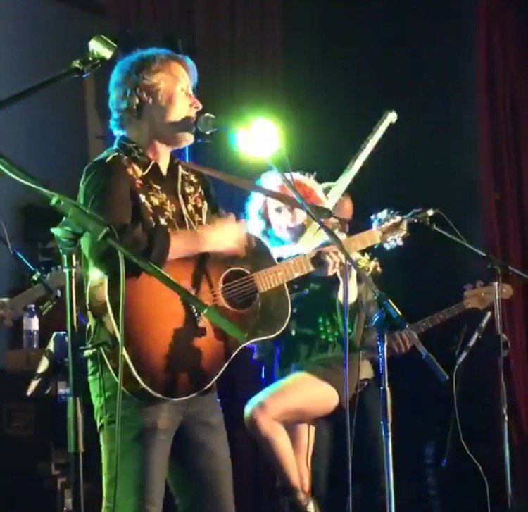 things got pretty sweaty and fun last night at <a href="/JUNOfest/">JUNOfest Presented by CBC Music</a> outlaws &amp; gunslingers! #jimcuddy #devincuddy #JUNOS