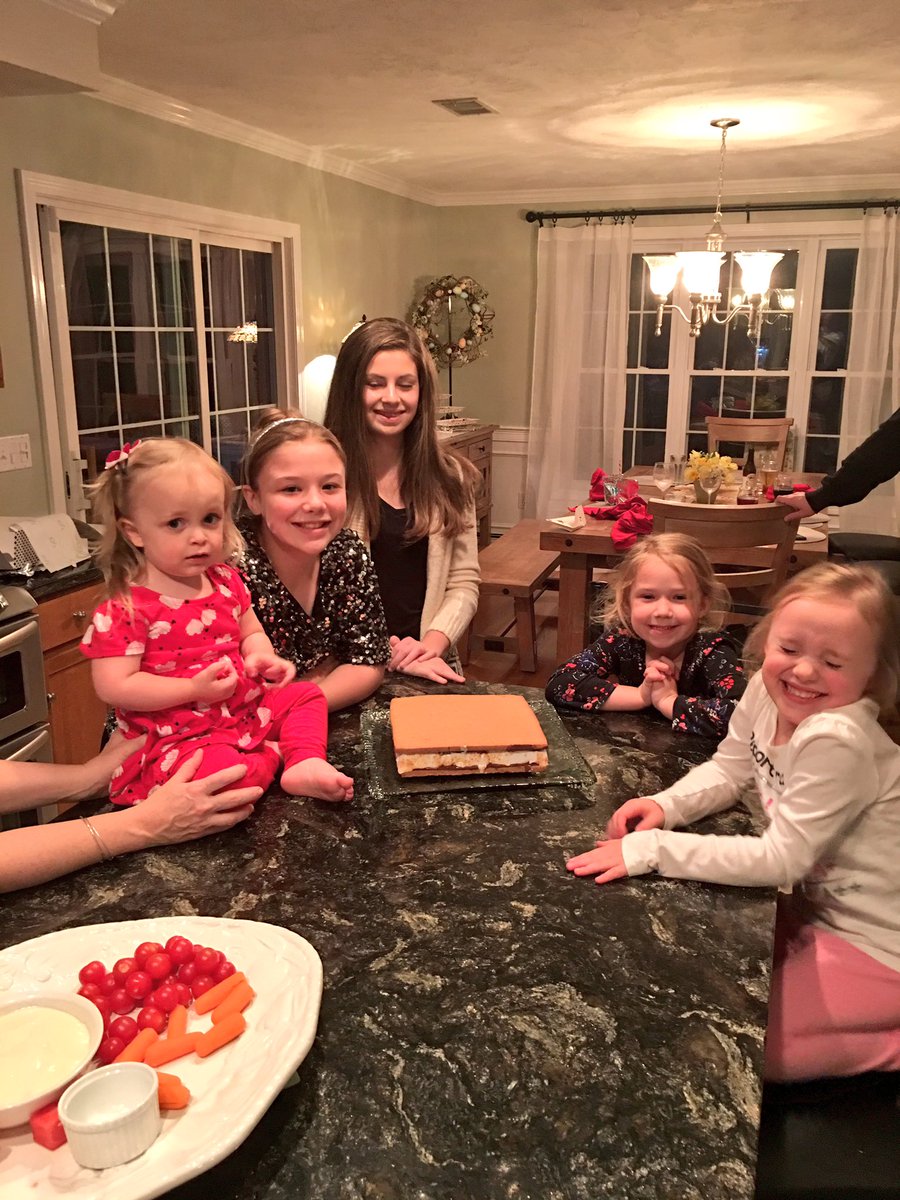 1800gethair's tweet photo. Saturday night super size s'mores. #birthdaygirl https://t.co/CjLTyaYQmL