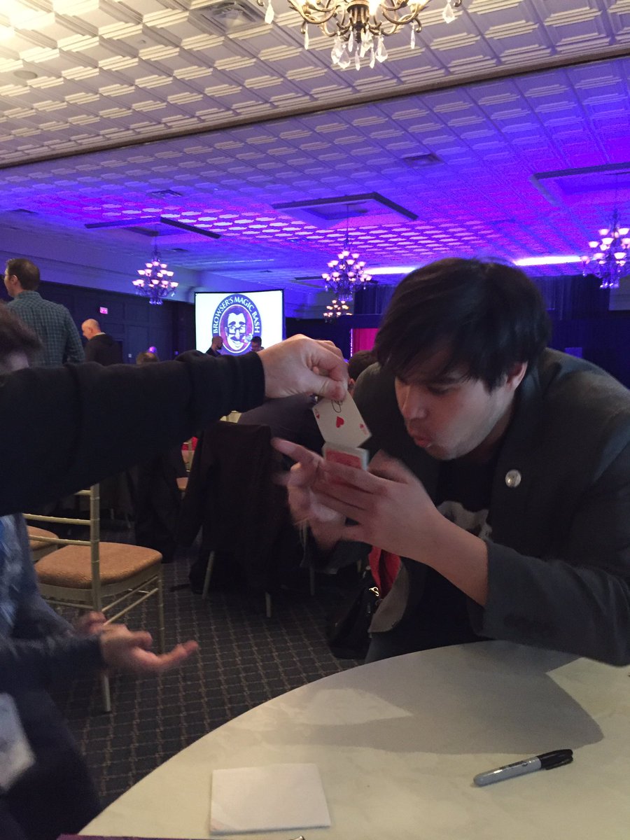 magicchrisbruce's tweet photo. @chrismayhew1 performing at the #BrowsersBash2016. Great job! https://t.co/QfoiqnRTId