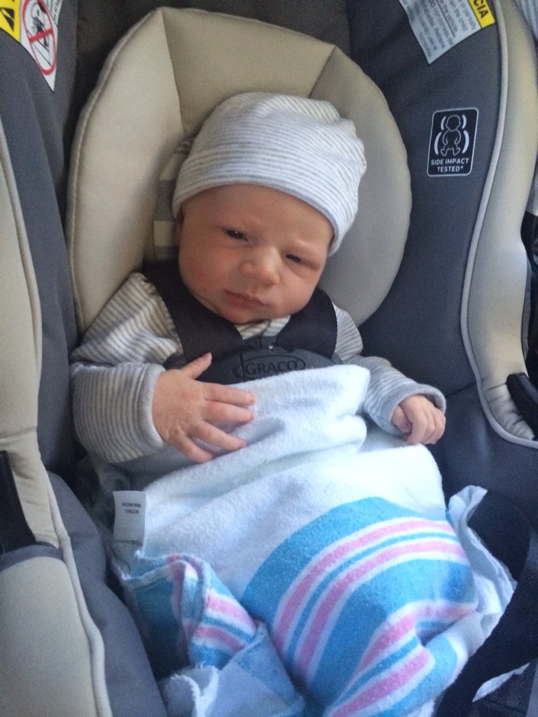 awwebb12's tweet photo. Made many trips home in my life... None compared to the trip home @MindyLawson and I made today! #blessed https://t.co/1LkjplcTvU