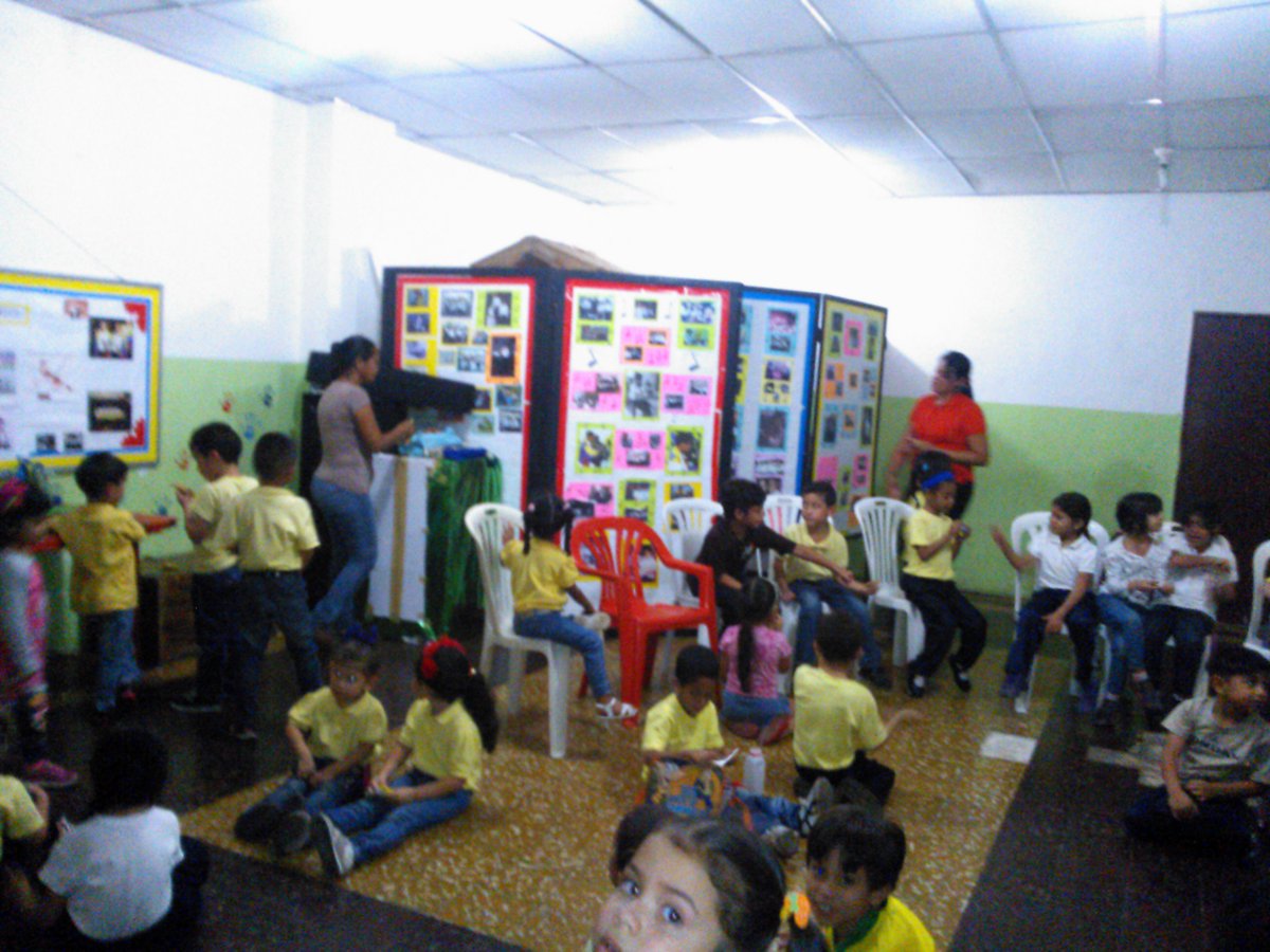 DORKIS10's tweet photo. @elsistema @SistemaCabimas @VenezuelaAbreu ensayo general practicando y reforzando cada dia https://t.co/0ocCanfs2c