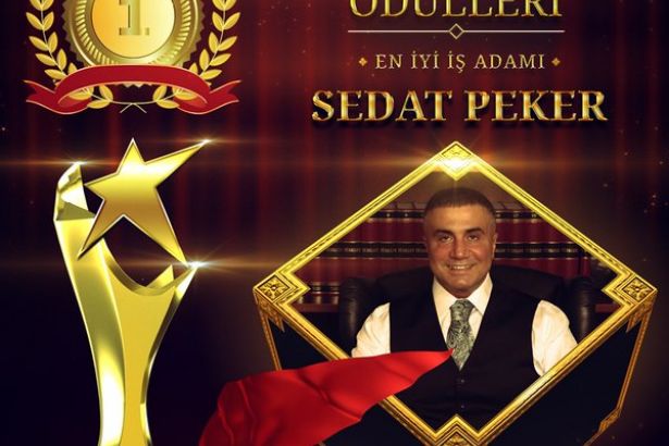 'Oluk oluk kan akacak' diyen mafya Sedat Peker'e "En iyi iş adamı" ödülü 

cumhuriyet.com.tr/haber/turkiye/…