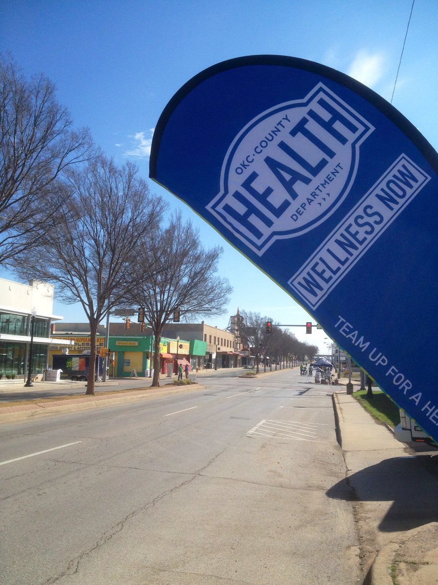 OpenStreetsOKC's tweet photo. Sun 12-4 @Uptown23rd @PaseoOKC @Zac_Fowler @TajOKC @mutts_hot_dogs @stevelackmeyer 20 food trucks, live music https://t.co/aIBTxZ9n1f