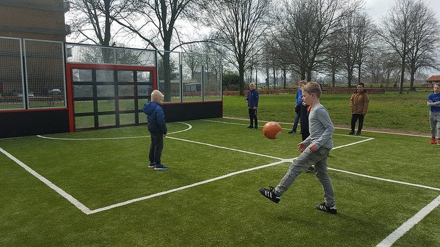 rtvfocuszwolle's tweet image. Sutu Court Holtenbroek is eigentijds muurtje trappen @ZwolleGezond @novonschoonmaak focusnl.nl/sutu-court-hol…