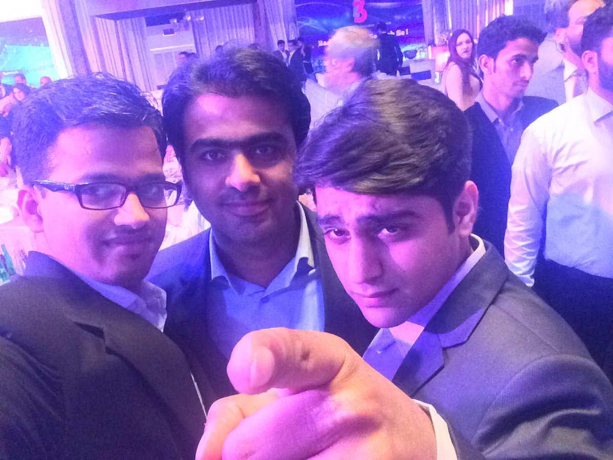 y_for_a's tweet photo. #lifeatsystems #systemsltd #ad2016 #awardscermony with @DeadFeeler https://t.co/MuJ5L9rICh