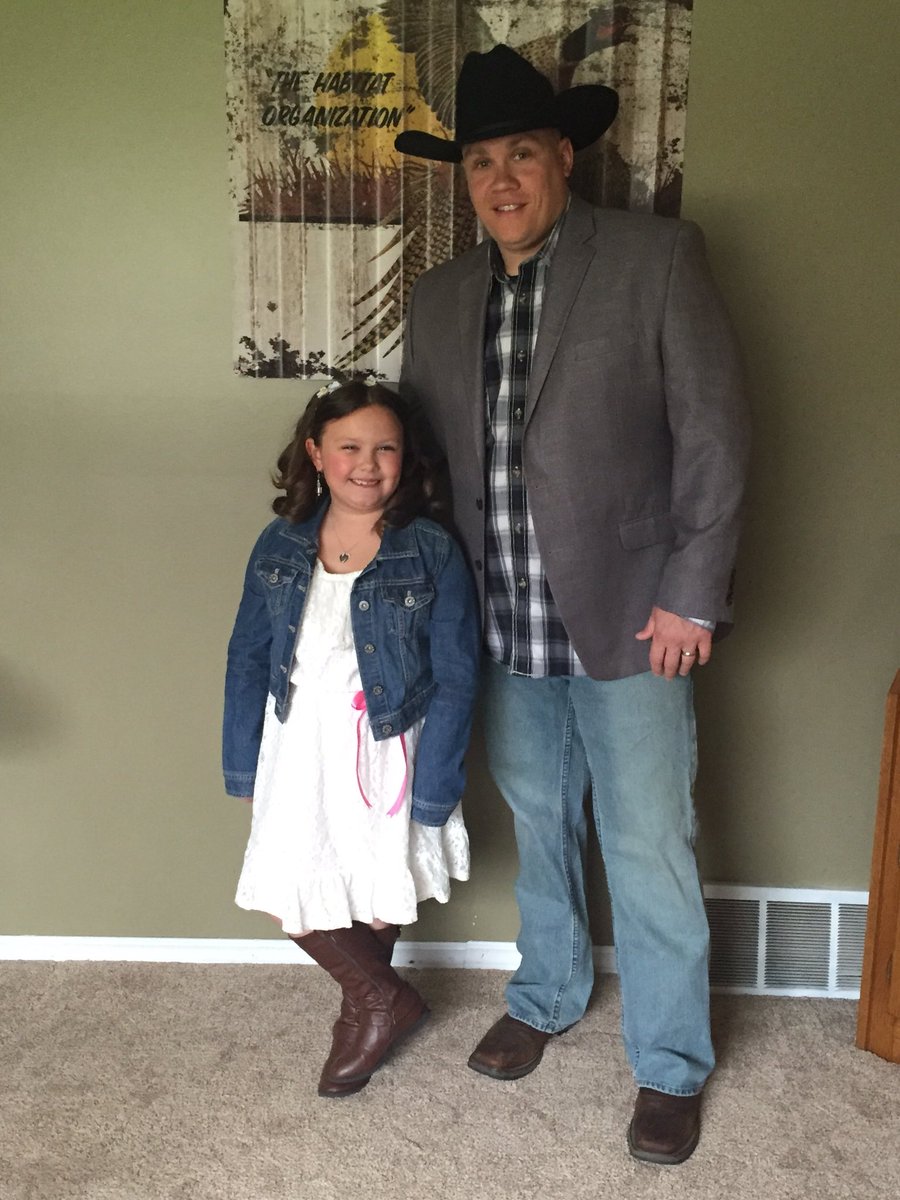 CoachFreddy6270's tweet photo. Channeling my inner George Strait for the father daughter dance! #growinguptoofast #timeismovingtoofast https://t.co/L6qBP614le