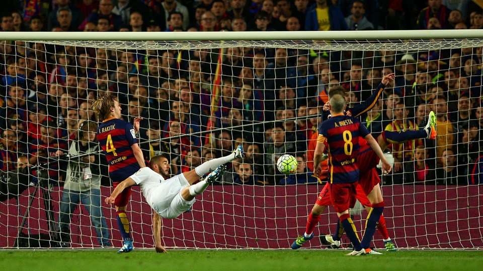 RealMadrid_ESP's tweet photo. Resultado final:
Resultado final: Barcelona 1 - 2 Real Madrid.
#LigaBBVA #RealMadrid #HalaMadrid https://t.co/xbyziaZ5Ui