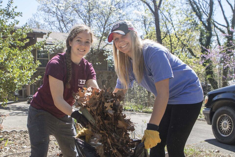 Ali_Nolan11's tweet photo. Teamwork makes the dream work! #NSUBigEvent https://t.co/G0IDXeIXLr