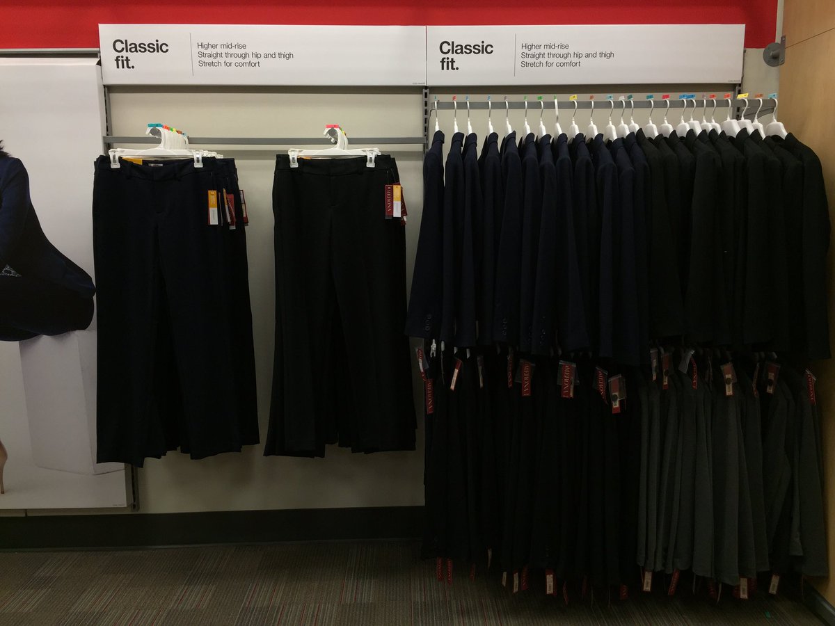 Brand TM, Olga, zoning and driving sales in RTW on this busy Sunday 👍🏼🎯 <a href="/jolly_reba/">Reba Jolly</a> <a href="/rmunny0128/">Ramiro</a> <a href="/jimmy_0802/">Jimmy Castillo</a>