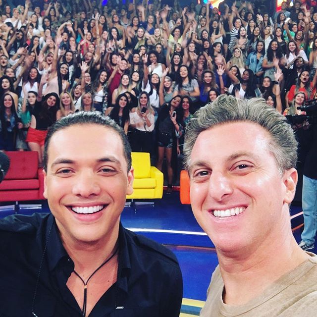 safadonele's tweet photo. Talentoso, bombado e gente fina❤🆚🙌 @WesleySafadao #ObrigadaMeuDeus #EleNasceuPraIsso https://t.co/s2ZWdSZKRf