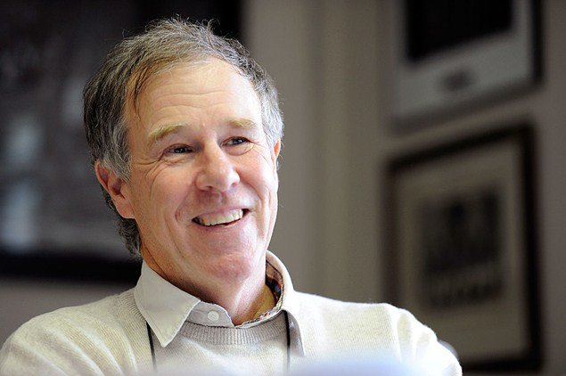 runnersworlduk's tweet photo. We chat to Tim Noakes about high fat, low carb diets for runners https://t.co/LqnyLfg0oe https://t.co/zVhJlvkZpQ